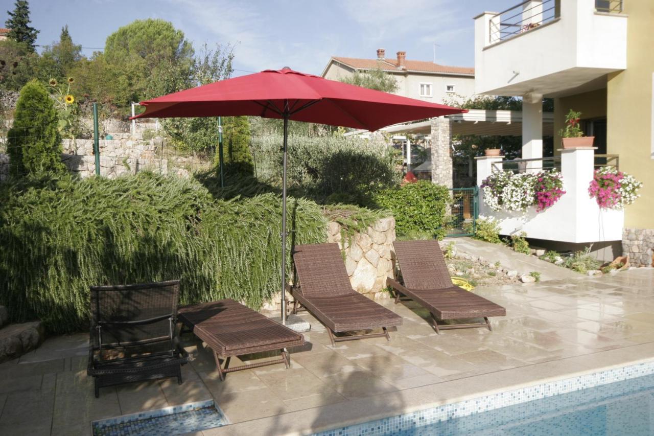 Apartments Salatic Крк Екстер'єр фото